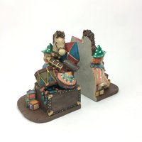 Clown Pferd Spielzeug Box Trommeln Drachen Zug Kinderzimmer Kind Baby Zimmer Dekorative Buchstützen von TheAvenueProject