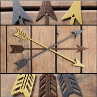 Dekorativer Metallpfeil, Wandkunst Silber Oder Schwarz, 45 cm von TheBarkingGoose