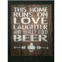Dieses Home Runs Auf Liebe Lachen Und Wirklich Kaltes Bier Mit Flaschenöffner von TheBarnedOwl