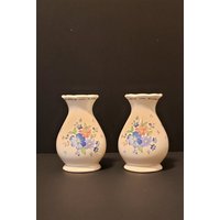 Porzellan Taper Kerzenhalter | Japan Florale Blau Lila Pink von TheBeeskneesTreasure