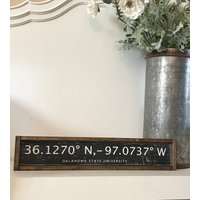 Oklahoma State Universität | | Osu Längen - Und Breitengrad Zeichen Dekor Geschenk Wohnheim Zum Ruhestand |Schwarz&weiß Graduierung von TheBirchLambRoad