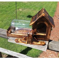 Fence Mount Gallon Glas Vorratsdose Für Eichhörnchen Zedernholz Tbnup #1B Fence Mount Gallon Glas Vorratsdose Für Eichhörnchen Zedernholz Tbnup #1B von TheBirdsNestUP