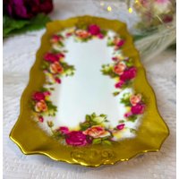 Rare Vintage Royal Schnürsenkel Golden Rose Rechteck Tablett, Made in England von TheBrindleBoxer