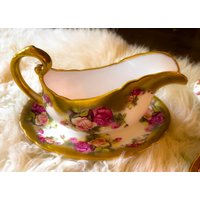 Vintage Royal Schnürsenkel Rose Sauciere Und Unterteller, Hergestellt in England von TheBrindleBoxer