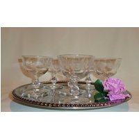 Vintage Glas Grau Geschnitten Geätzte Art Deco Floral Manhattan Cocktail Gläser | 6 von TheBusyBarCart