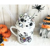 Halloween Skelett Tasse Mit Kunstpeitsche Sahne I Dekor Tiered Tablett Faux Food Bauernhof Skulls Motorrad von TheBusyBeeFactory