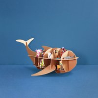 Toniefiguren Regal Im Wal-Design von TheCardboardCo
