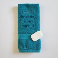 Online Shopping Is My Cardio Handtuch von TheCleverCraftingCo