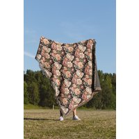 Floral Teetasse Gewebte Decke Cottagecore Wandteppich von TheCoolRuler