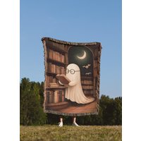 Geist Lesebuch Decke Dark Academia Halloween Decor Geist Lesebuch Decke Dark Academia Halloween Decor von TheCoolRuler
