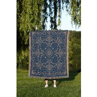 Luna Moth Gewebte Decke Boho Cottagecore Bettwäsche Luna Moth Gewebte Decke Boho Cottagecore Bettwäsche von TheCoolRuler