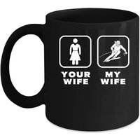 Skifahren Ihre Frau Meine Geschenk, Weihnachten, Geburtstagsgeschenk Für Die Beste Schwarz Tasse von TheCoolSloth