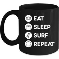 Windsurfen - Essen Schlafen Wind Surfen Wiederholen, Geschenk, Weihnachten, Geburtstagsgeschenk Für Surf-Enthusiasten Schwarz Becher Windsurfen - Essen Schlafen Wind Surfen Wiederholen, Geschenk, Weihnachten, Geburtstagsgeschenk Für Surf-Enthusiasten Schwarz Becher von TheCoolSloth