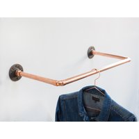An Der Wand Montierter Kleiderständer - Industrielles Kupferrohr Und Eisenfittings von MistAudio