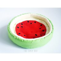 Kuschelbett, Kuschelnest, Obstbettchen "Wassermelone" Für Meerschweinchen von TheCosyHut