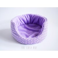 Kuschelbett, Kuschelnest Für Meerschweinchen Und Igel | Blumen Auf Lila/Lavendel von TheCosyHut