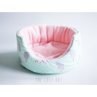 Kuschelbett, Kuschelnest Für Meerschweinchen Und Igel | Igel Auf Blau/Rosa von TheCosyHut