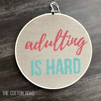 Erwachsenenbildung Ist Schwer Kreuzstich Wandbehang || Moderner Lustiger von TheCottonRoad