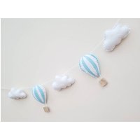 Heißluftballongirlande, Filzgirlande, Wolkengirlande, Kinderzimmerdeko, Wanddeko, Kinderzimmer von TheCottonSocks