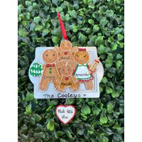 4 - Made With Love Lebkuchen Familie Ornament | Hand Personalisiert Keramik Familien Geschenk Weihnachtsverzierung Handgeschrieben Baum von TheCrazyOrnamentLady