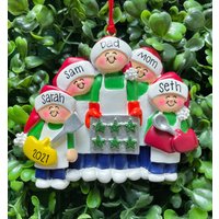 5 - Familie Backen Cookies Ornament von TheCrazyOrnamentLady