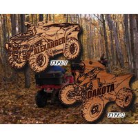 Personalisierte 4 Wheeler Holzverzierung von TheCreativeEngraver