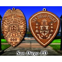 Personalisierte Hölzerne San Diego Pd Abzeichen Oder Schulter Patch Hängende Verzierung von TheCreativeEngraver