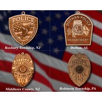 Verschiedenes Holz Polizei Abzeichen Oder Schulter Patch Ornament von TheCreativeEngraver