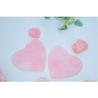 Sofort Versandfertig Herz Rosenquarz Untersetzer , Valentinsgeschenke Für Sie Steinuntersetzer Wohndekor Einweihungsgeschenk Geschenke Freundin von TheCrushedCrystal