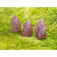 Erdbeerquarz Mini Flamme von TheCrystalHoard