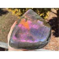 Rosa Lila Labradorit Freeform Mit Seltenem Blitz | Kristall Wohnkultur von TheCrystalHoard