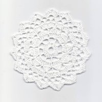 Mini-Häkeldeckchen Spitzendeckchen Tischdekoration Gehäkeltes Deckchen Herzstück Handgemachtes Hochzeitsdeckchen Serviette Boho Dekor Runde Weiße von TheDoiliesEmporium