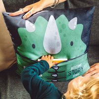 Personalisiertes Story Time Dino-Kissen Mit Tasche | Ideales Geschenk Für Ein Kind Geburtstag, Babyparty, Lesegeschenk, Geschichtenzeit von TheDriftingBearCo