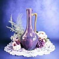 Antike Pml Limoges Miniatur Porzellanvase. Vase, Pflanzenstütze Station, Violett/Gold, Dekovase von TheDustyMermaid