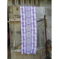 21 X 66 Zoll Stück Gesäumt Lila Und Weiß Baumwolldecke von TheEstateStash