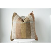 Handgewebter Gestreifter Kissenbezug von TheFallingRainShop