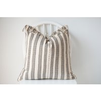 Hmong Hand Gewebt Gestreift Kissenbezug von TheFallingRainShop