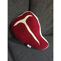 T-Bone Kissen T-Bone Kissen von TheFleeceButchery