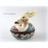 Villeroy Bosch Kaninchen Sitzt in Osterei Schmuckbox ~ Schmuckschatulle von TheFrenchBudgie