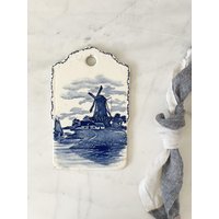 Vintage Windmühle Zwiebelbrett von TheGatheredLoft