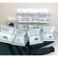 15 Boxed Specimens Von Tansanit, Heliodor, Spessartin Granat, Aquamarin von TheGemstoneMatrix