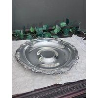Vintage Sheridan Tauntan Silberschmiede Silberplatte Runde Serviertablett 12 " Vintage Sheridan Tauntan Silberschmiede Silberplatte Runde Serviertablett 12 " von TheGreyHouseshop