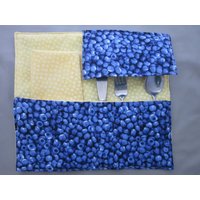 Utensil Roll Up-Blueberry Und Gelb Mit Serviette von TheGrownUpsTable