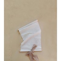 Hochzeitsgelübde Stoffrollen Set Von Zwei/Jahrestagsgeschenk Personalisierte Gelübde Stoffbanner Benutzerdefinierte Stoffschilder Einzigartige Hochzeitsgelübde Stoffrollen Set Von Zwei/Jahrestagsgeschenk Personalisierte Gelübde Stoffbanner Benutzerdefinierte Stoffschilder Einzigartige von TheHappier