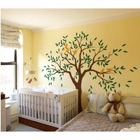 Großer Stammbaum Vinyl-Wandaufkleber - Vögel Und Blätter von TheHappyTreeDesign