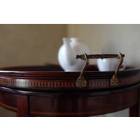 Mahagoni Tabletttisch Mit Abnehmbarem Tablett von TheHiddenFlorence