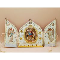 Schutzengel Und Heilige Familie Reisealtar, Triptychon, Religiöse Dekoration Mit Heiligenbildern Für Zuhause Im Stil Alter Klosterarbeiten von TheHolyMaryHermitage