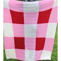 Handgestrickte Gingham Decke Soft Acrylic Afghan von TheKnittingHour