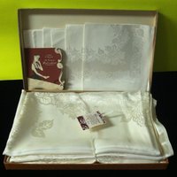 Jahrgang Nicht Verwendete Tischdecke Und 6 Servietten in Ovp Mit Tags von TheLadyCollects
