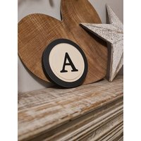 15cm Rund Buchstabe A Schild, Monogramm, Initiale, Wandkunst, Home Dekor, Rustikale Buchstaben, Alle Buchstaben Verfügbar, Leichte Not von TheLetterHouseUK